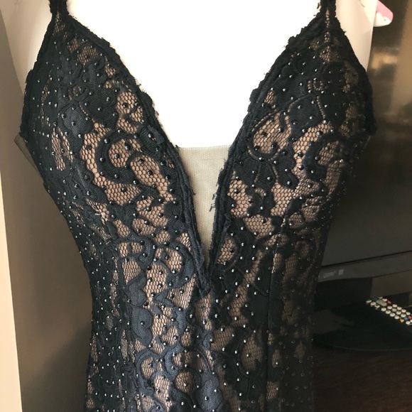 Xscape Black Lace Prom Dress Size 2 - Picture 3 of 5